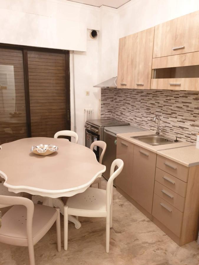 Lemesou Apartments Patras Esterno foto